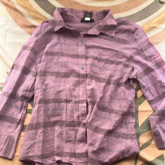 3/$10 Banana Republic Light Purple Button Down Long Sleeve Shirt - Picture 2 of 5